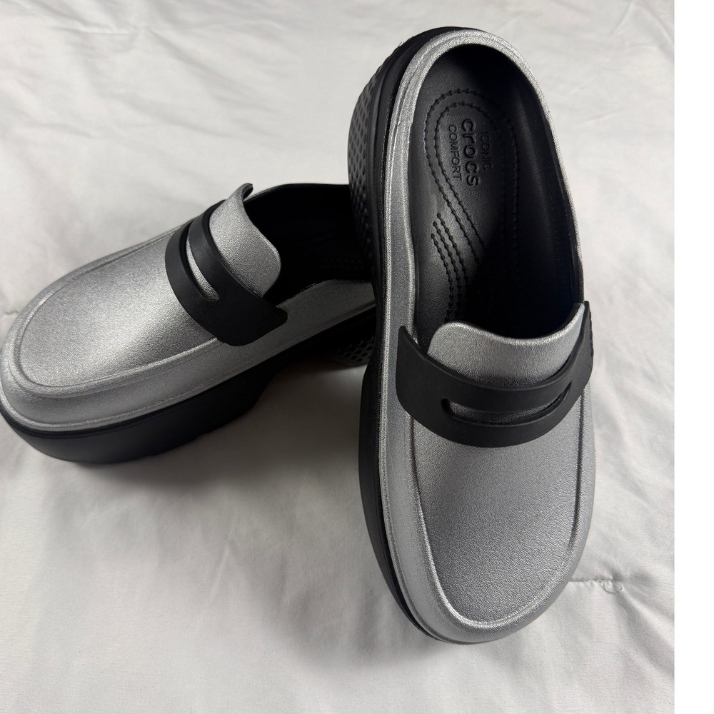 Crocs Stomp Loafer Metallic Silver Black Platform Wedge Mules Women 7 Men 6